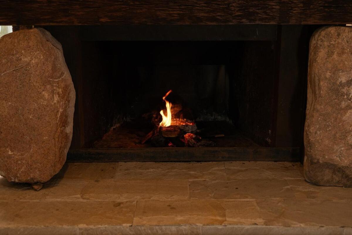 Eugenio Bustos Casa Crux - Bodega Alfa Cruxヴィラ エクステリア 写真